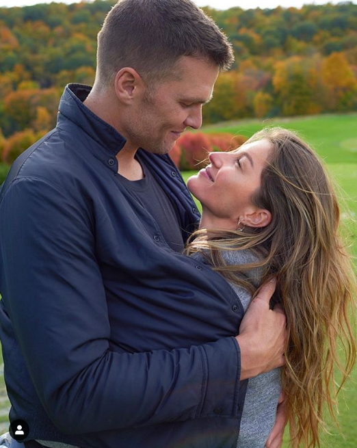 Foto em que Gisele Bünchen chama Tom Brady de "cobertor" (Foto: Reprodução)