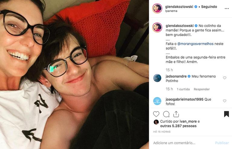 Glenda Kozlowski faz rara aparição com o filho caçula e se derrete (Foto: Instagram) Glenda Kozlowski faz rara aparição com o filho caçula e se derrete (Foto: Instagram)