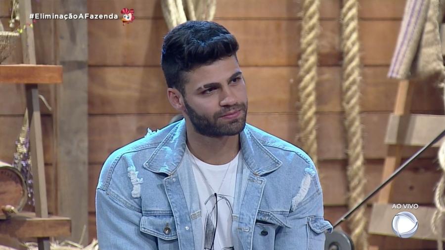 Netto deixa A Fazenda com apenas 28,35% dos votos (Foto: Reprodução/Record TV)