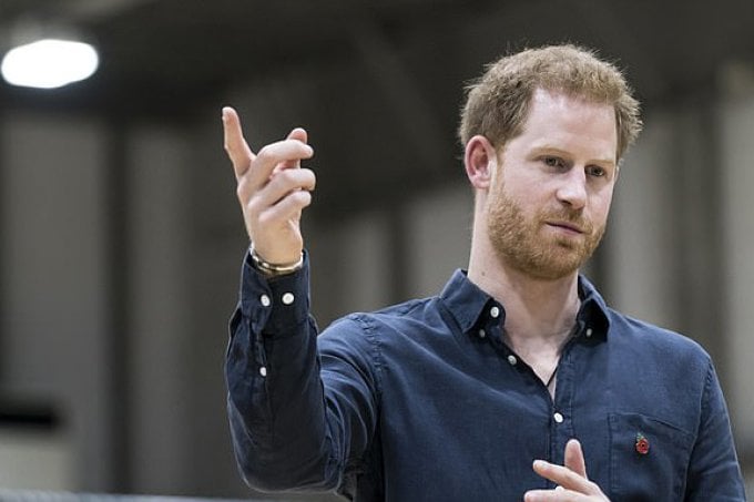 Harry recebe elogios de jovem depois de briga feia com Meghan Markle (Foto: Reprodução)