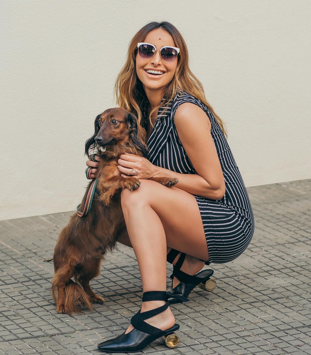 Sabrina Sato e Bernardo, seu cachorro (Foto: Reprodução)