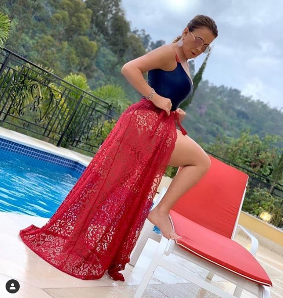 Trans Perm Ayollarning super katta kokraklari