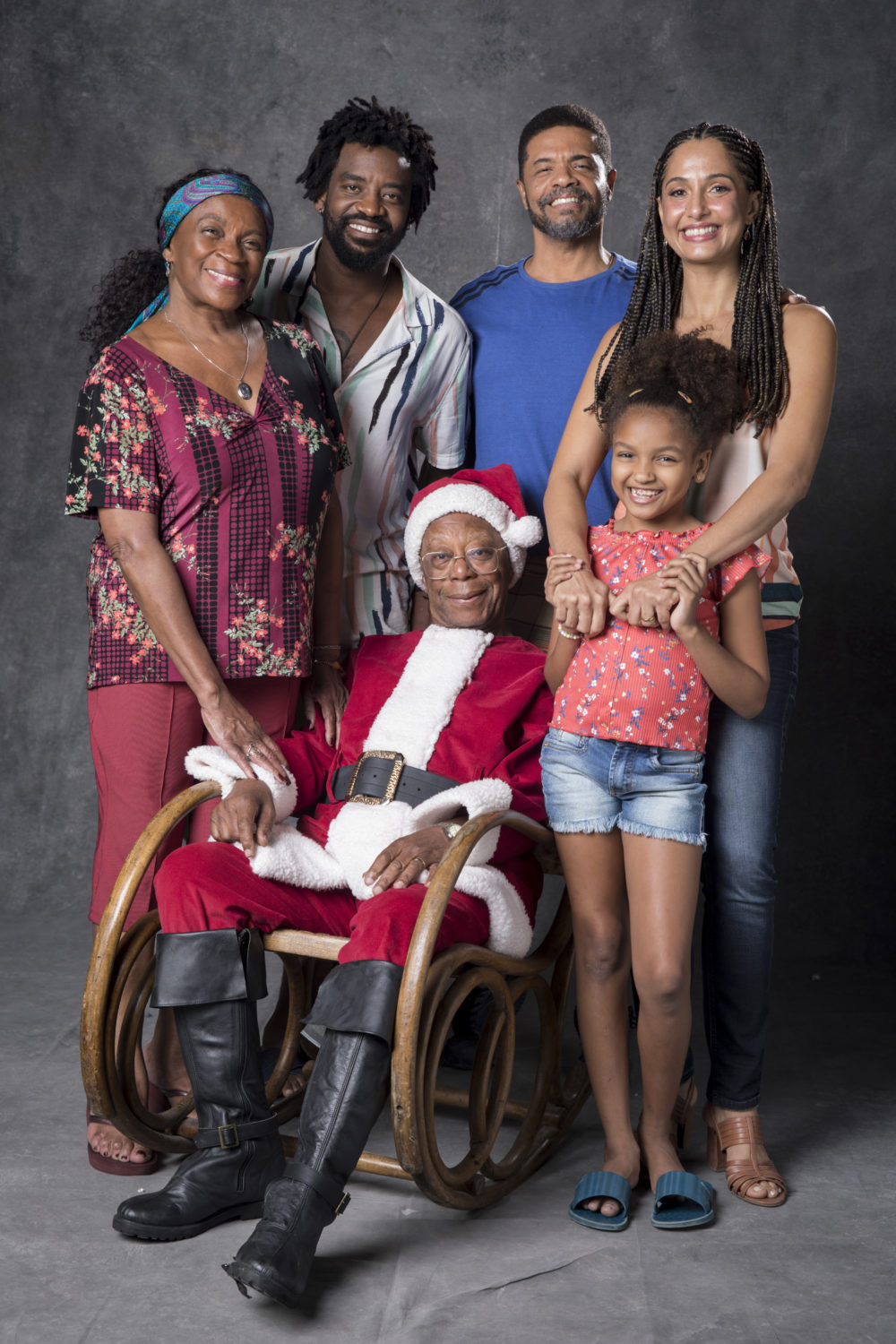 http://tvfoco.uai.com.br/wp-content/uploads/2015/05/Daniela-Mercury.jpg