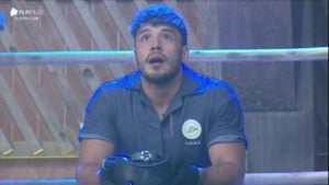 Lucas Viana durante última Prova do Fazendeiro em A Fazenda 11 da Record (Foto: Reprodução/PlayPlus)