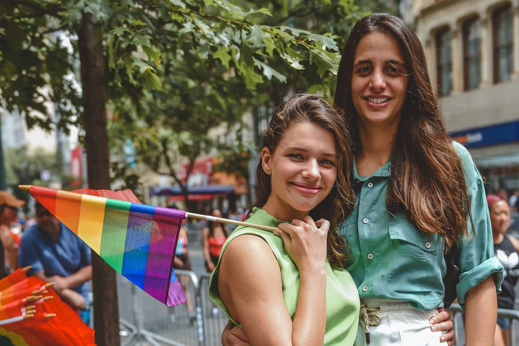 Bruna Linzmeyer e Priscila Visman. Foto: Reprodução