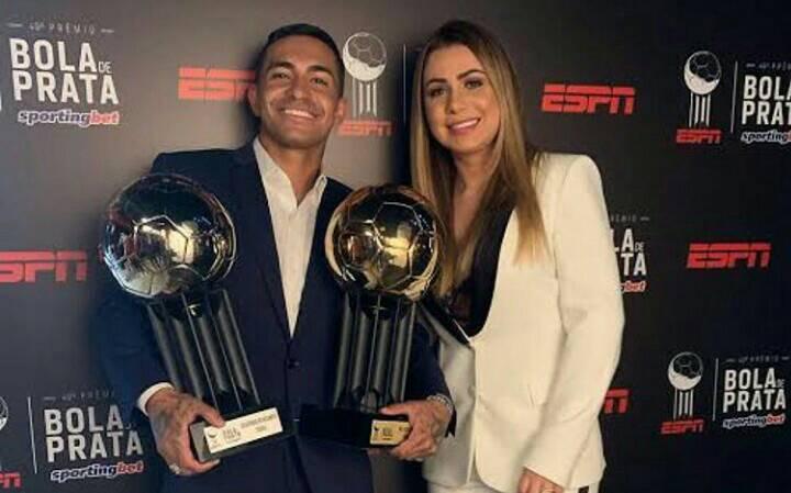 Jogador do palmeiras, Dudu, e a mulher, Malu Ohanna (Foto:Reprodução)