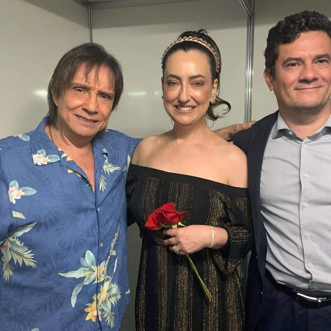 Roberto Carlos, Sergio Moro e esposa (Foto: Reprodução) Bolsonaro