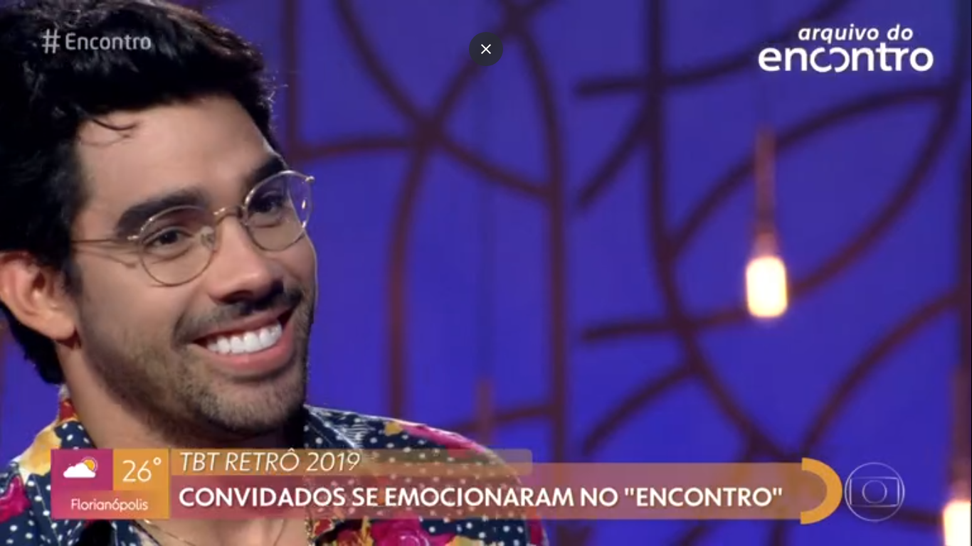 http://tvfoco.uai.com.br/wp-content/uploads/2015/05/Daniela-Mercury.jpg