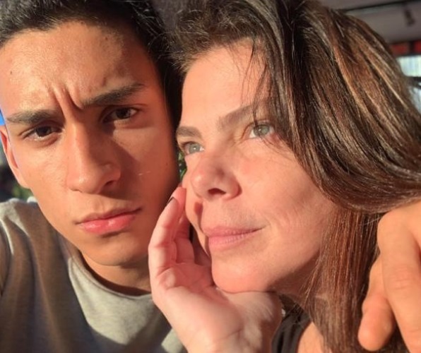Gisele Fraga, Atthos Marques