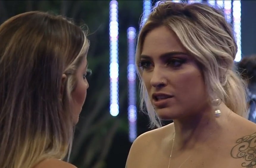 Tati Dias, Hariany Almeida