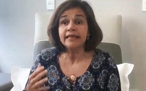 A atriz Claudia Rodrigues diretamente do hospital resolveu mandar um recado e surpreendeu muita gente (Foto reprodução)