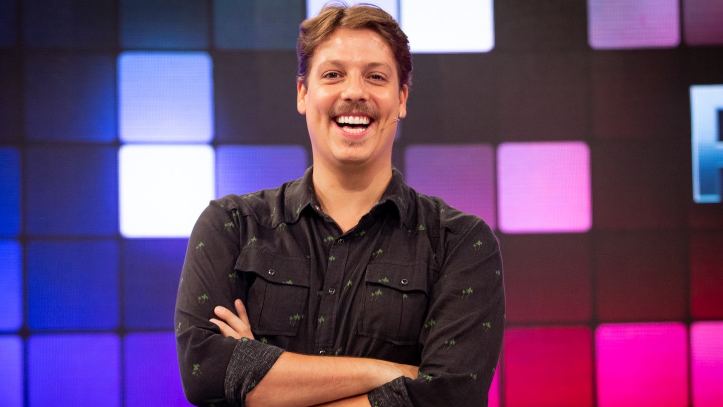 Fabio Porchat concede entrevista ao UOU e diz que Porta dos Fundos não é refém de nenhuma emissora (Foto: Reprodução)