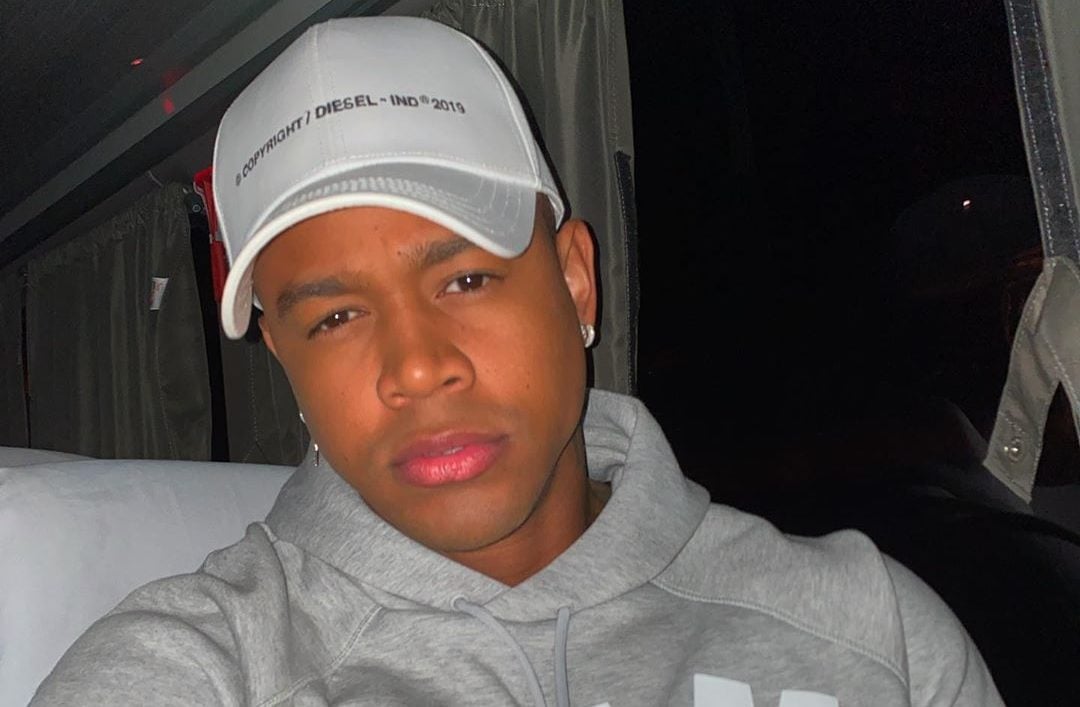 O famoso cantor de axé, Léo Santana voltou a agitar a internet ao falar sobre golpes nas redes sociais (Foto: Reprodução/Instagram)