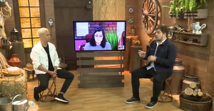 Record demite apresentadores de live após criticarem A Fazenda (Foto: Reprodução)