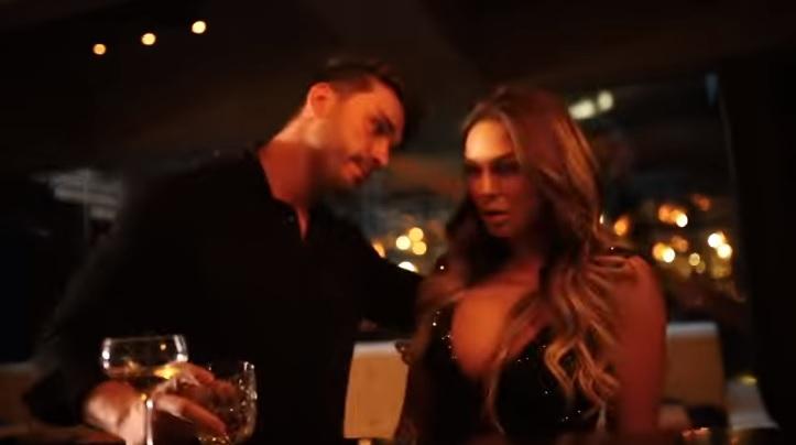 Modelo surgiu ao lado da Mendigata (Divulgação/Record TV)