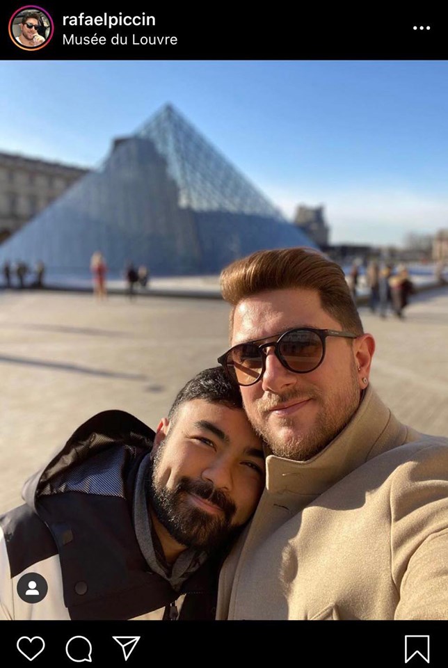 Filho de Maurício de Sousa, Mauro de Souza, se declara para o marido (Foto: Reprodução)
