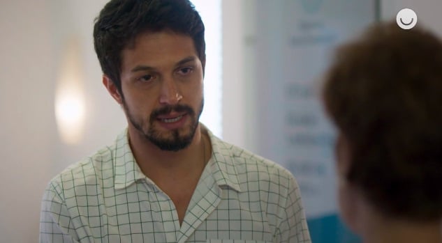 Marcos fica desolado com amor de seu pai