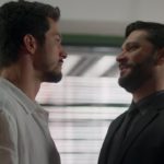 Diogo e Marcos expõem todo ódio que sentem um por outro na novela Bom Sucesso (Foto: Reprodução/Globo)
