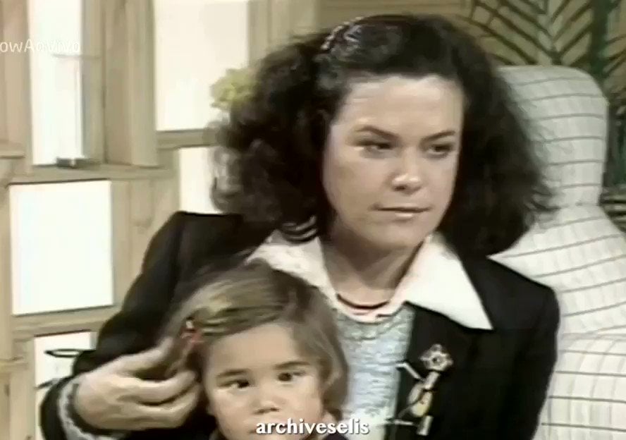 Elis Regina com a filha, Maria Rita (Foto: Reprodução)