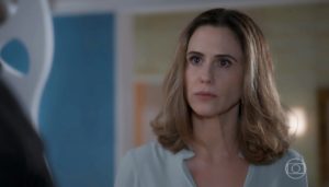 Dominique (Guilhermina Guinle) em cena de Salve-Se Quem Puder (Foto: Reprodução/Globo)
