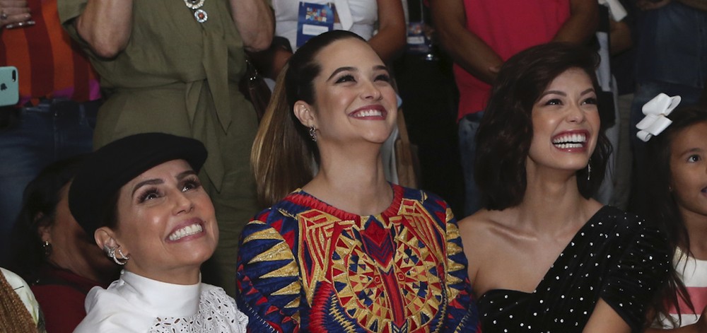 Deborah Secco, Juliana Paiva e Vitória Strada, de Salve-Se Quem Puder