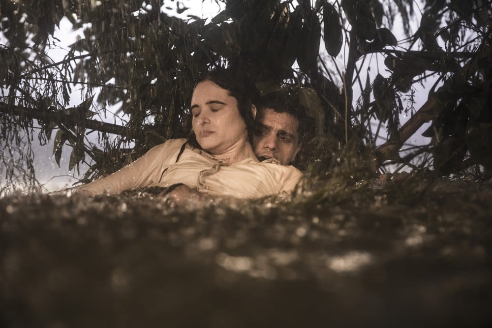Téo salva a vida de Luna na novela Salve-se Quem Puder
