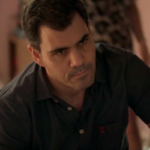 Magno (Juliano Cazarré) será incriminado por morte e assustará Betina em Amor de Mãe (Foto: Reprodução/Globo)