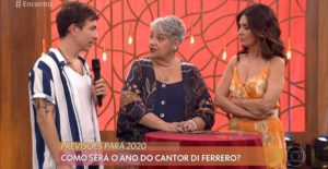 Cantor tirou cartas no programa 