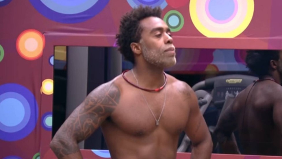 O ex-BBB Douglas Ferreira não conseguiu fazer sucesso como influenciador digital fora do programa da Globo (Reprodução)