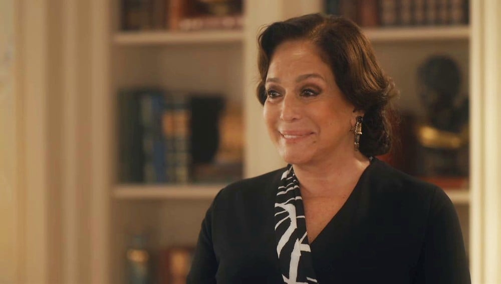 Emília (Susana Vieira) na novela Éramos Seis