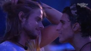 Daniel e Felipe Prior, que são rivais dentro do BBB, da Globo, já foram apontados como um dos possíveis casais (Foto: Reprodução)