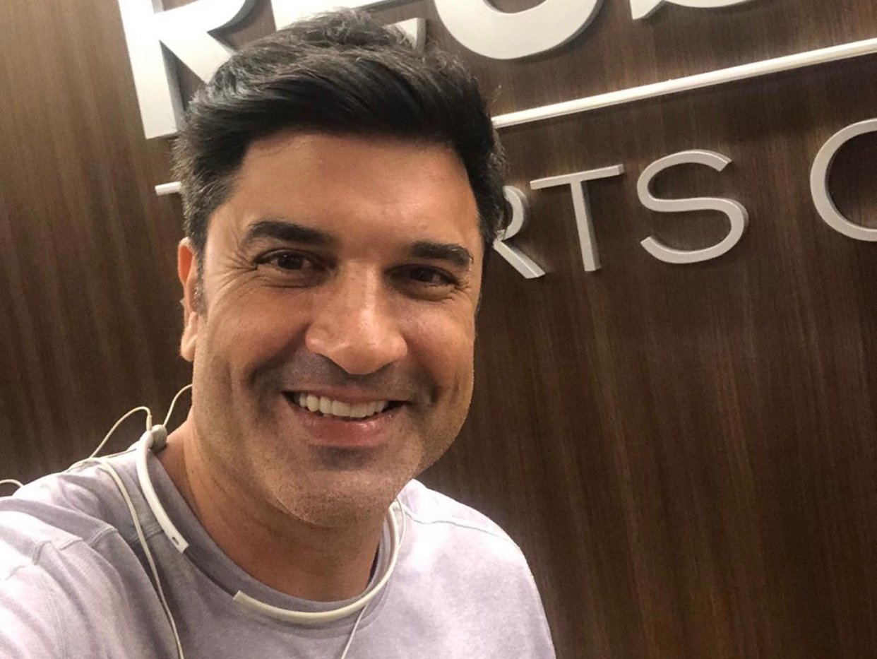 O apresentador Edu Guedes tem derretido as redes sociais (foto: reprodução/Instagram)