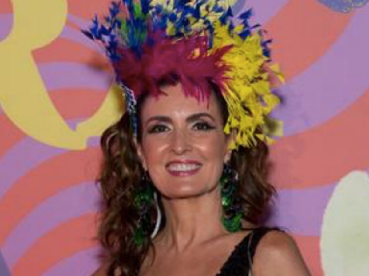 http://tvfoco.uai.com.br/wp-content/uploads/2015/05/Daniela-Mercury.jpg