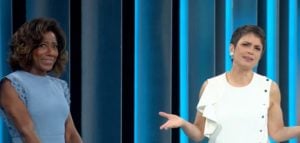 Glória Maria recebeu o carinho de Sandra Annenberg no Globo Repórter (Foto: Reprodução)