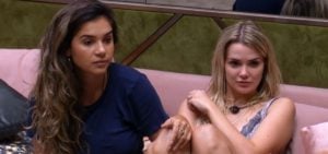 Gizelly e Marcela falaram sobre o possível casal que formariam no jogo (Foto: Divulgação)
