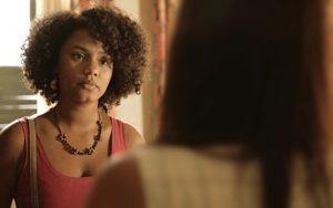 Camila (Jéssica Ellen) em cena de Amor de Mãe (Foto: Reprodução/Globo)