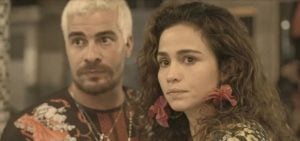 Erica flagra ex-noivo com outra e parte pra cima (Foto: Reprodução/ Globo)