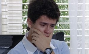 O ator David Lucas está no ar com a reprise da novela Fina Estampa, na Globo (Foto: Reprodução)