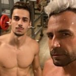O cantor Latino apareceu ao lado do filho adotivo e a semelhança entre os dois chamou atenção dos internautas (Foto: Reprodução / Instagram)