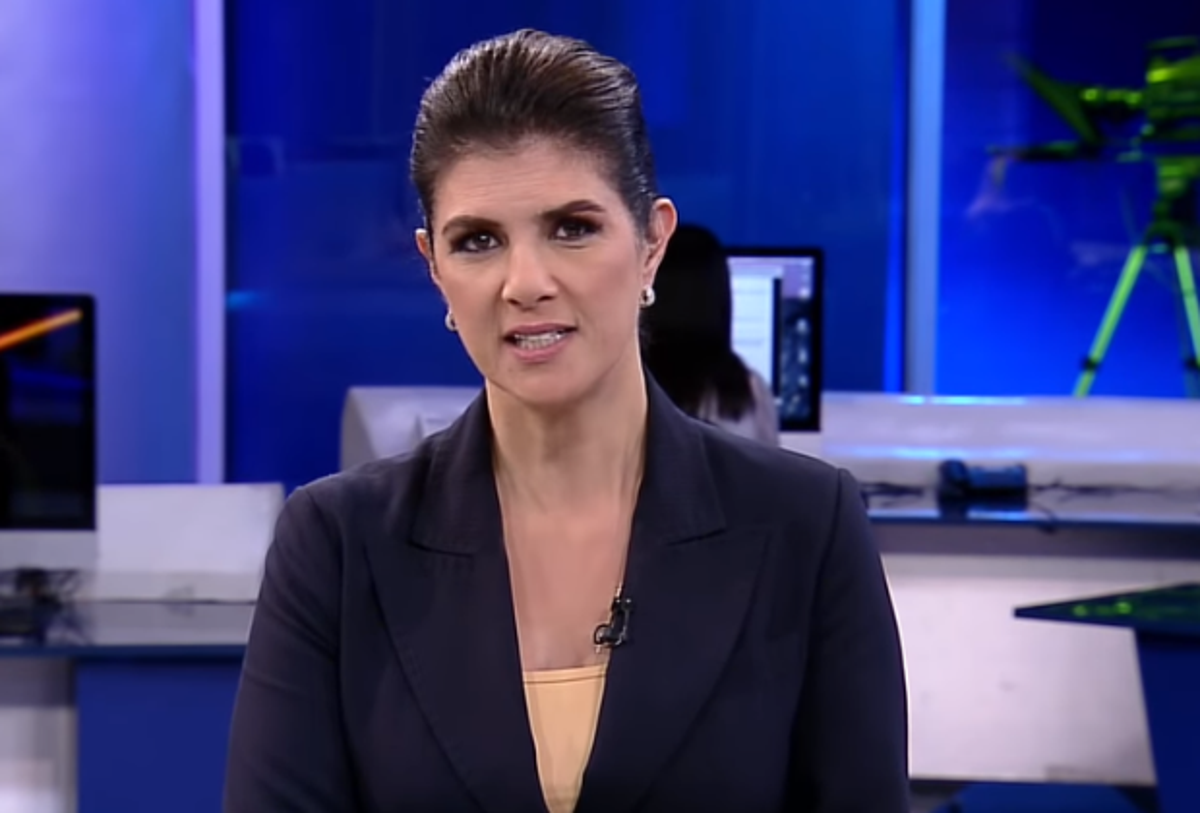 http://tvfoco.uai.com.br/wp-content/uploads/2015/05/Daniela-Mercury.jpg