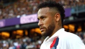 O jogador do Paris Saint-Germain, Neymar, está no Brasil, onde ficará em quarentena por causa da pandemia do novo coronavírus (Foto: Reprodução)