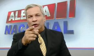 Sikêra Junior surpreendeu ao falar sobre BBB 20, da Globo, ao vivo na RedeTV! (Foto: Reprodução)