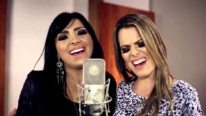 Ana Paula Valadão e Eyshila eram amigas (Foto: Reprodução/YouTube)