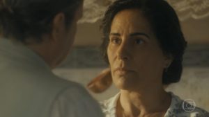  Lola (Gloria Pires) e Afonso (Cássio Gabus Mendes) em cena de Éramos Seis; casal será separado na reta final (Foto: Reprodução/Globo)