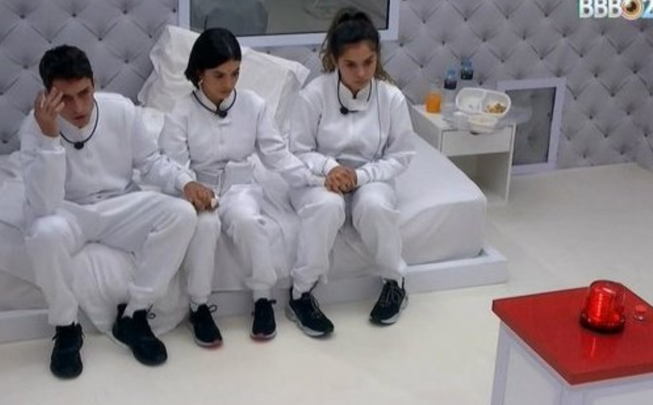 http://tvfoco.uai.com.br/wp-content/uploads/2015/05/Daniela-Mercury.jpg
