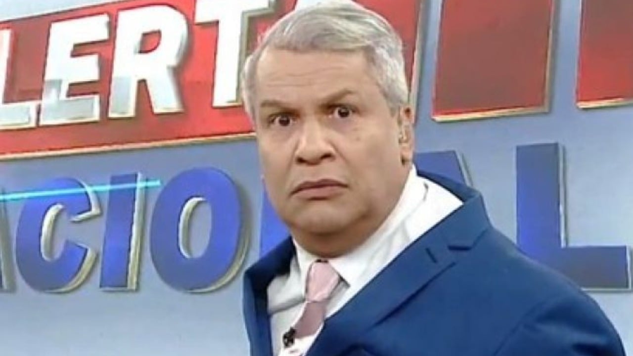 http://tvfoco.uai.com.br/wp-content/uploads/2015/05/Daniela-Mercury.jpg
