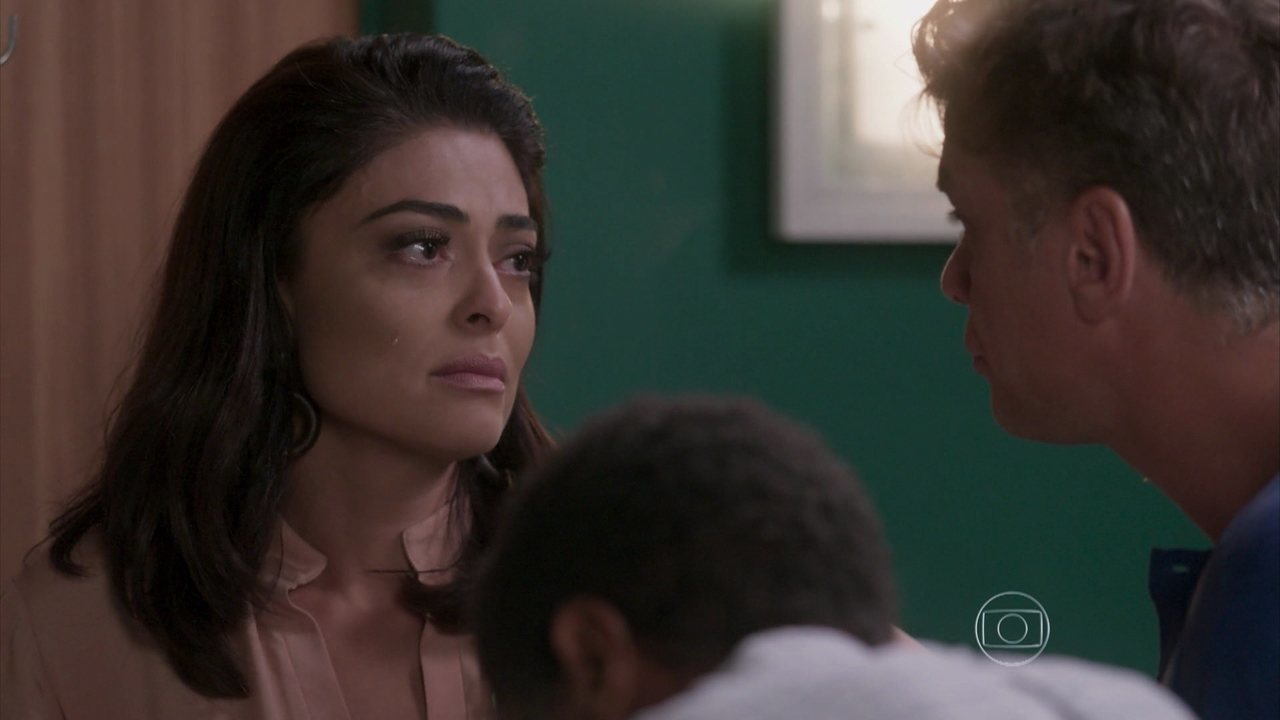 http://tvfoco.uai.com.br/wp-content/uploads/2015/05/Daniela-Mercury.jpg