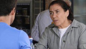 Globo exibe Fina Estampa no lugar de Amor de Mãe