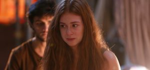 Eliza e Jonatas darão o primeiro beijo em Totalmente Demais (Imagem: Globo)