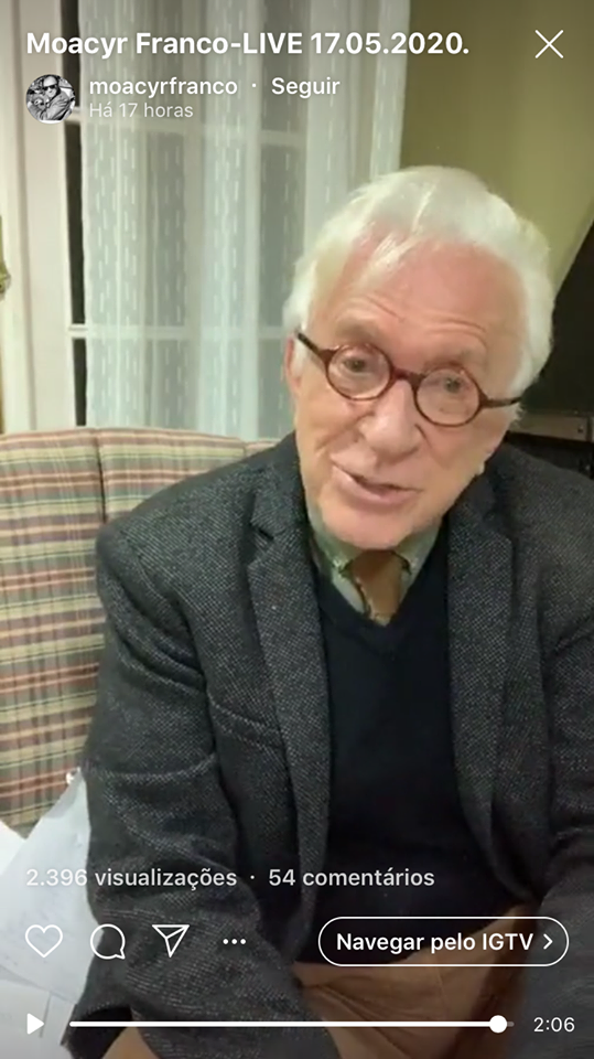 Moacyr Franco durante sua live no último domingo em suas redes sociais (Imagem: Instagram)